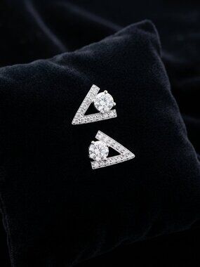1 Carat Moissinite Triangle Earrings for MOM in silver